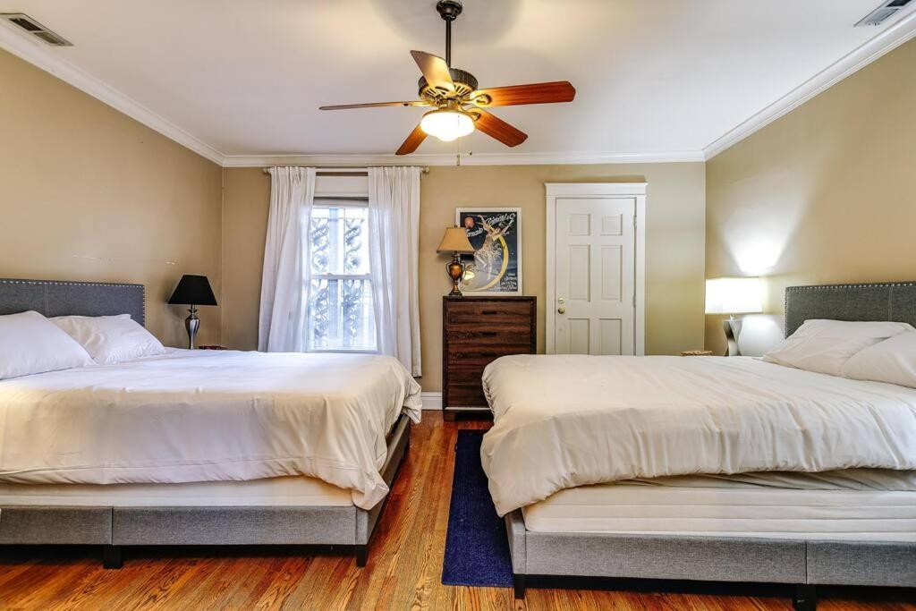 Historic And Unique Brownstone In Gold Coast - Downtown - 3 Appartement Chicago Buitenkant foto