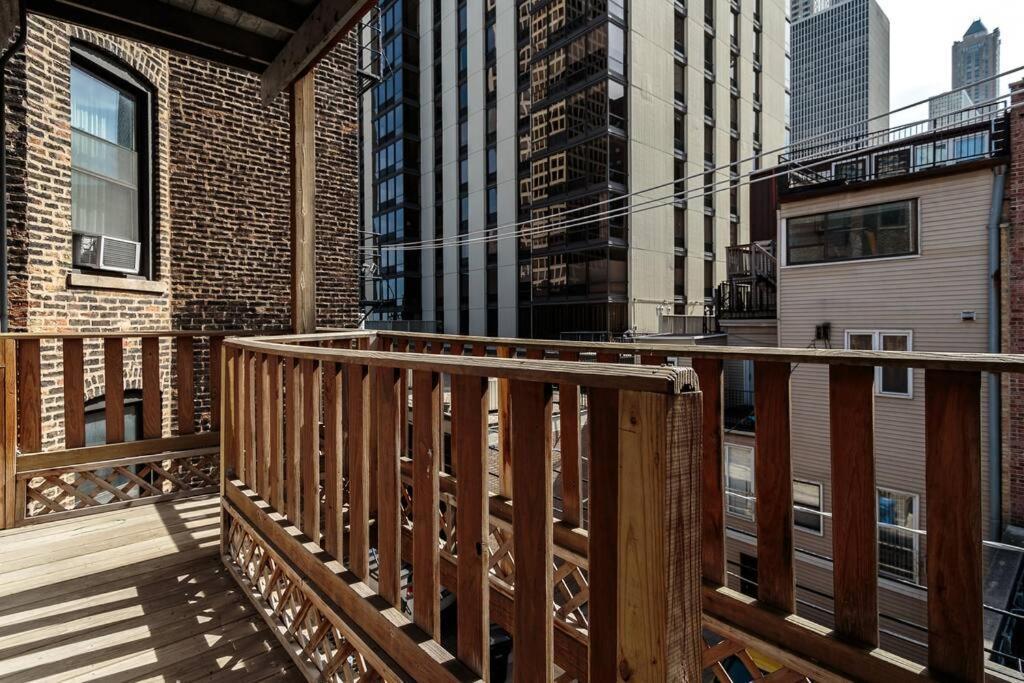 Historic And Unique Brownstone In Gold Coast - Downtown - 3 Appartement Chicago Buitenkant foto